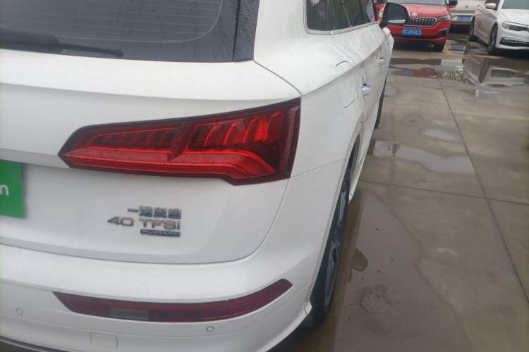 Used Audi Q5L 2018 40 TFSI Prestige Fashion Edition China VI Right Rear Taillight