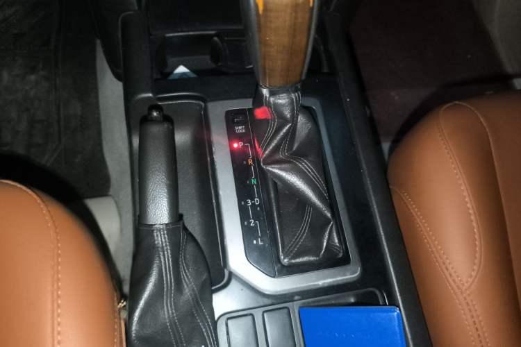 Used Toyota Prado 2010 2.7L Automatic Deluxe Edition