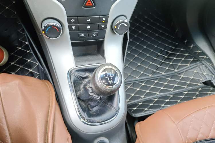 Used Chevrolet Cruze 2013 1.6L SE MT