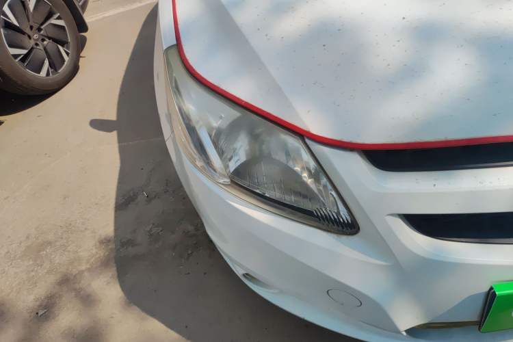 Used Chevrolet Sail 2013 Sedan 1.2L Manual Fashionable Happiness Edition
