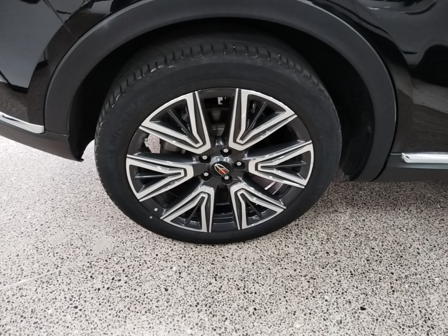 Hongqi HS5 2022 Facelifted Version 2.0T Smart Connect Flagship All-Wheel-Drive Edition — снимка 11