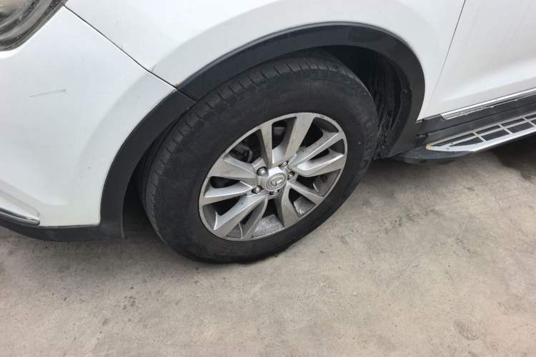 Used HYOSOW S6 2016 1.5T Manual Leading Model Left Front Wheel Hub