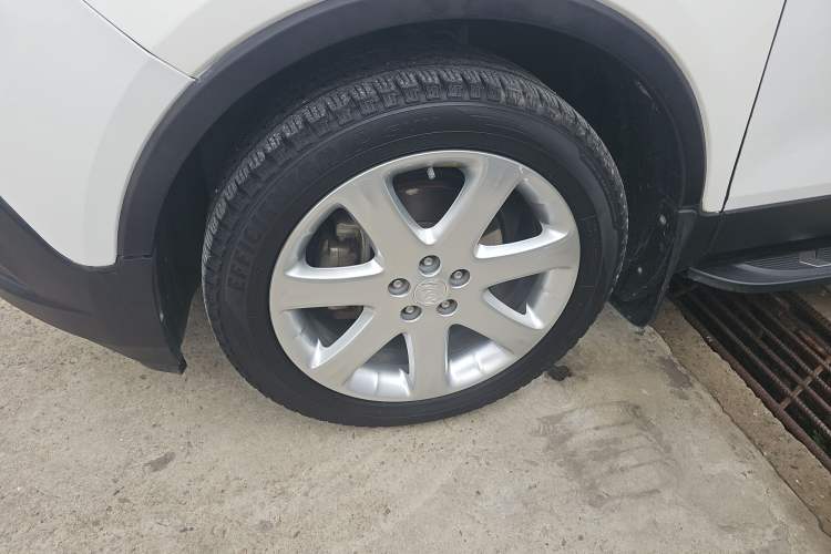 Used Buick Encore 2015 1.4T Automatic Two-Wheel Drive Urban Elite Version