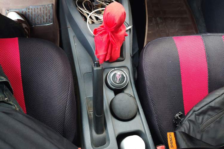 Used Wuling Rongguang V 2015 1.5L Base Version
