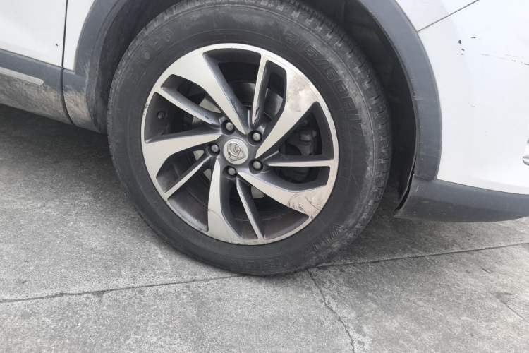 Used Baojun 560 2015 1.8L manual luxury version