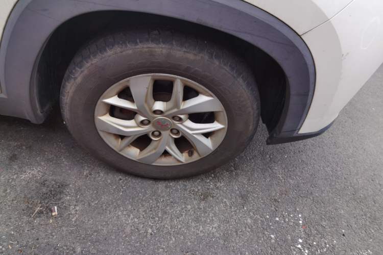 Used Wuling Hongguang S3 2018 1.5L Manual Comfort Model China V Standard
