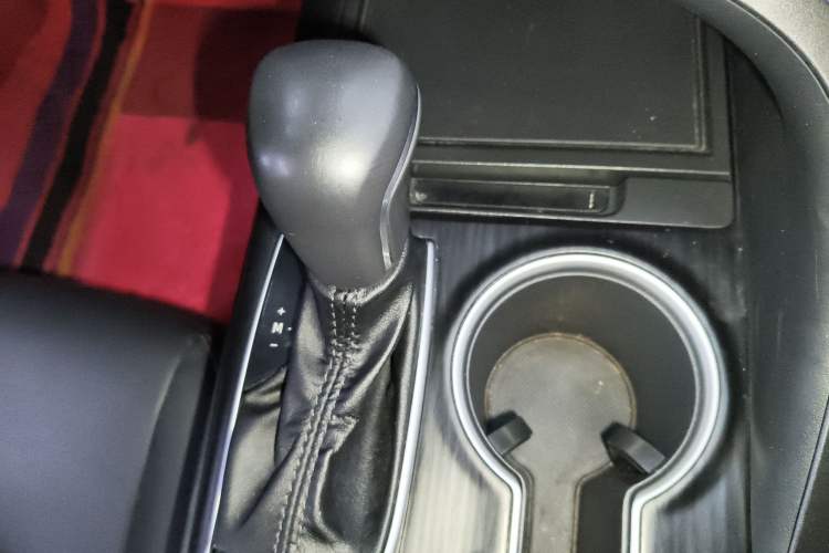 Used Toyota Camry 2023 2.0G Luxury Edition