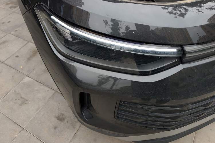 Used Volkswagen Tayron 2025 Tiguan L 330TSI Two-Wheel-Drive Elite