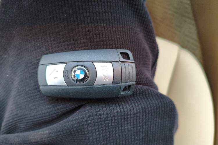 Used BMW X1 2012 sDrive18i Luxury Model Vehicle Key