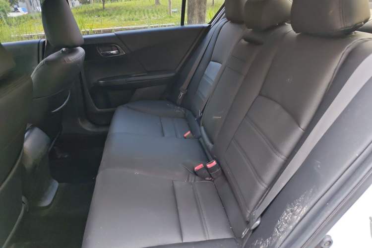 Used Honda Accord 2016 2.0L Comfort Edition
