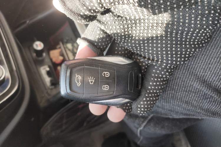 Used Soueast DX3 2016 1.5L Manual Luxury Edition
