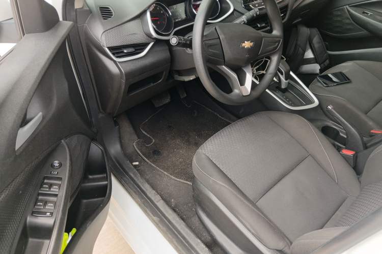 Used Chevrolet Cavalier 2022 325T Automatic Enjoyment Edition