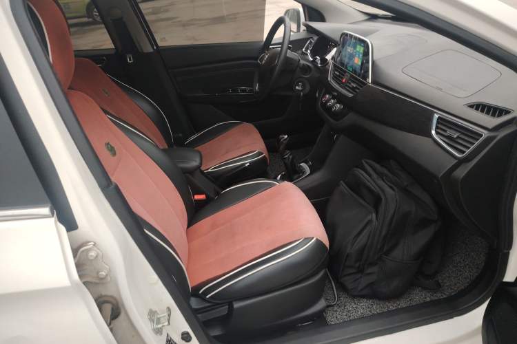 Used Baojun 310 2016 1.2L Manual Luxury Model