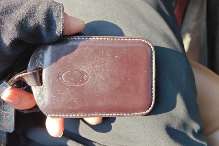 Used ORA iQ 2018 High-Range Version Smart Connectivity Model