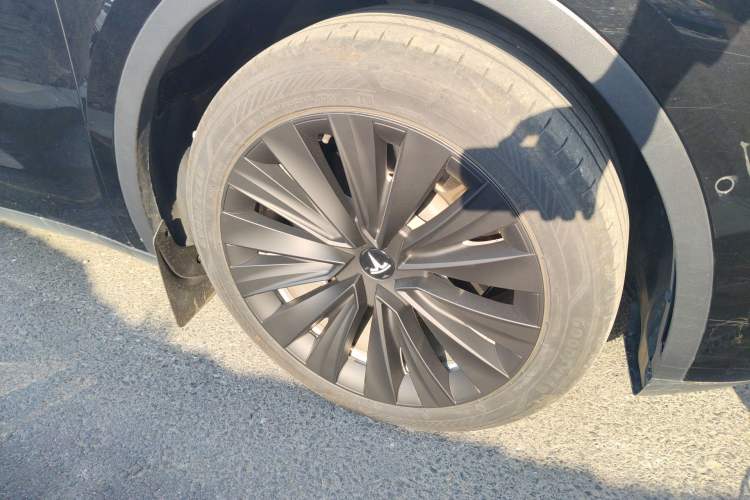 Used Tesla Model Y 2022 Rear-Wheel-Drive Version
