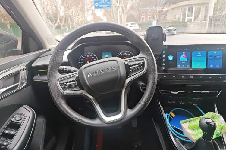 Used Roewe i5 2021 1.5L Manual Platinum Edition