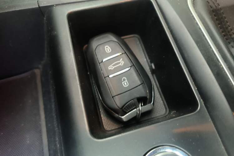 Used Citroen C5 AIRCROSS 2017 350THP Fashion Edition
