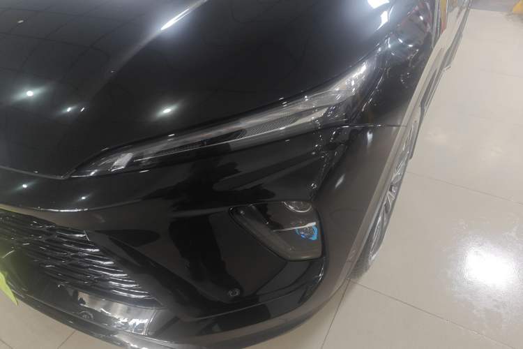 Used Buick Envision 2025 Encore Plus 28T All-Wheel-Drive Platinum Edition