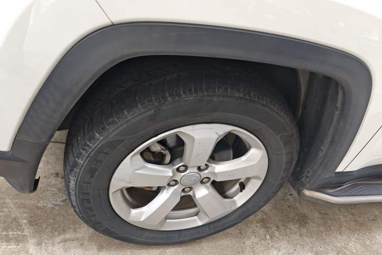 Used Jeep Compass 2017 200T Automatic Family Edition