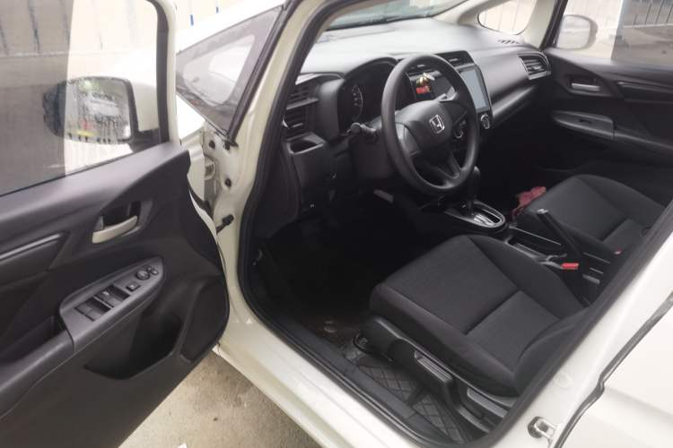 Used Honda Fit 2016 1.5L LXS CVT Comfort Sunroof Version
