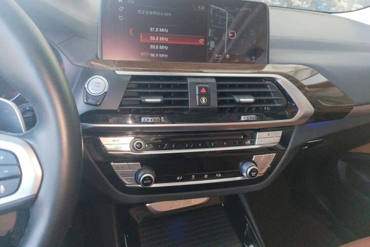 Used BMW X3 2018 xDrive30i Luxury Model M Sport Package China V Audio And AC Panel