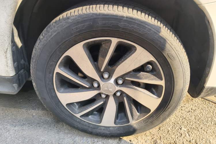 Used Mitsubishi ASX 2016 2.0L CVT Two-Wheel Drive Navigation Edition