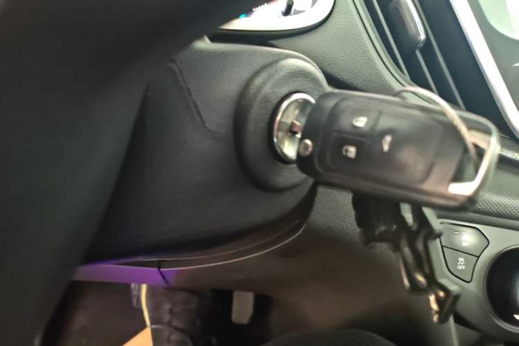 Used Chevrolet Cavalier 2016 1.5L Automatic Enjoyment Edition Vehicle Key