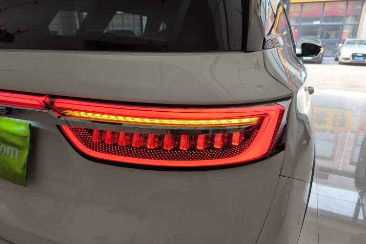 Used JETOUR X90 2022 Zilong 2.0T DCT Changsheng Edition 5-seater Exterior 3