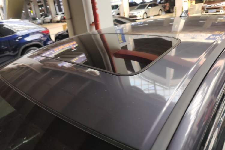 Used Honda Jade 2017 1.8L automatic Comfort version 5 seats
