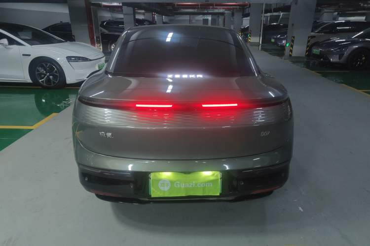 Used Zeekr 007 2025 Long-Range Rear-Wheel-Drive Intelligent Driving Version 100 kWh Rear