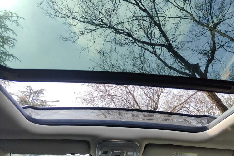 Used BYD Tang New Energy 2018 DM 2.0T All-Wheel Drive Smart Connectivity Luxury Model 7 Seats China V Emission Standard