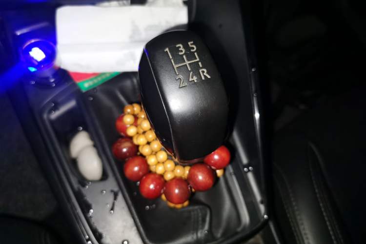 Used Peugeot 308 2016 1.6L Manual Fashion Edition