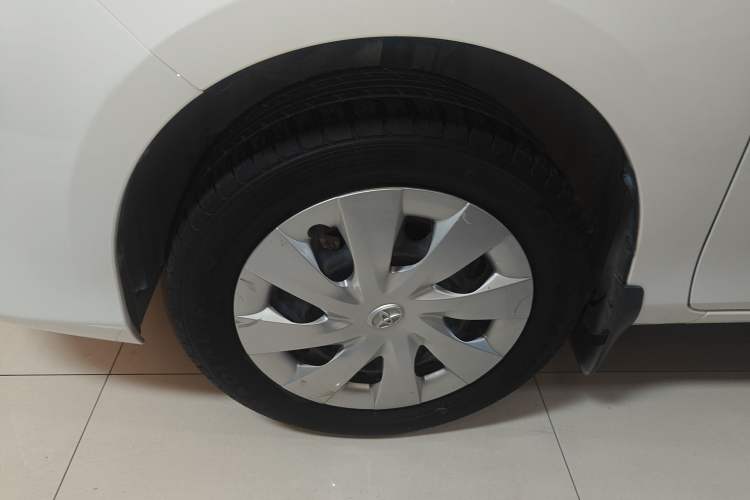 Used Toyota Vios 2017 1.5L CVT Innovation Edition Left Front Wheel Hub