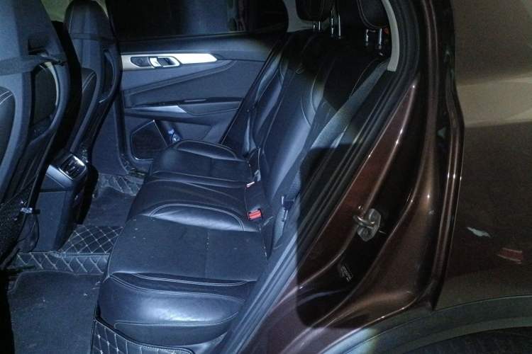 Used Lynk & Co 01 2017 2.0T Two-Wheel Drive Pro Edition
