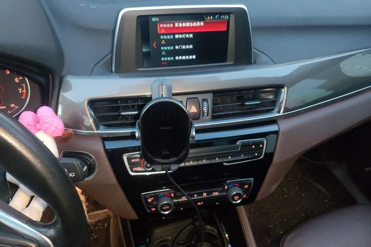 Used BMW X1 2018 sDrive18Li Luxury Model Audio And AC Panel