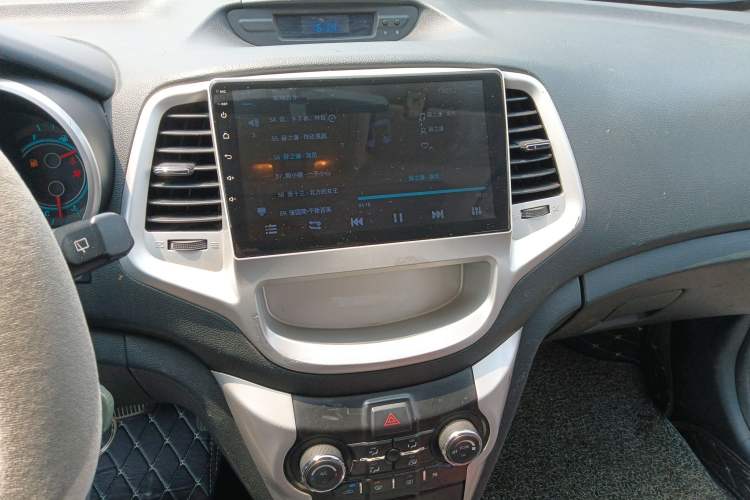 Used CHANGAN Eado 2013 1.6L Automatic Junku Model China IV Standard Audio And AC Panel