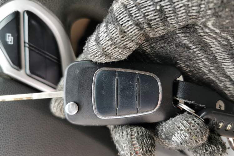 Used Chery Arrizo 7 2013 1.6L Manual Zhi Ling Edition