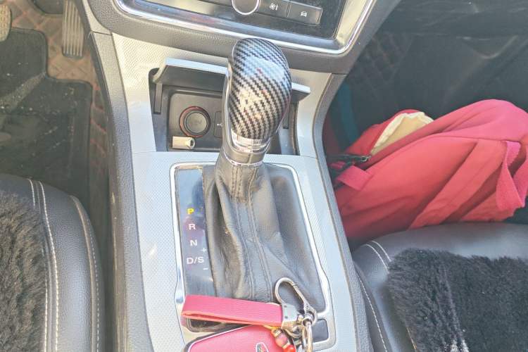 Used Roewe RX5 2019 20T Two-Wheel Drive Automatic 4G Connected Platinum Edition