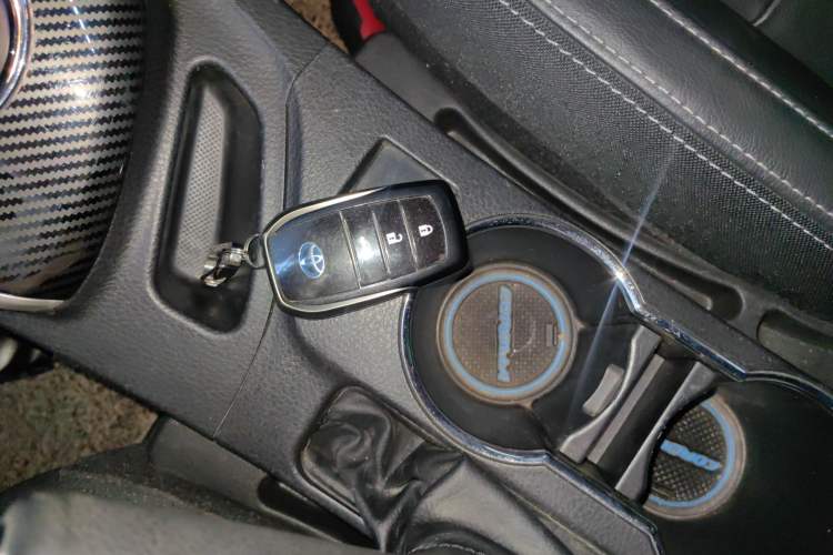 Used Toyota Corolla 2017 Revised Dual-Engine 1.8L E-CVT Elite Edition
