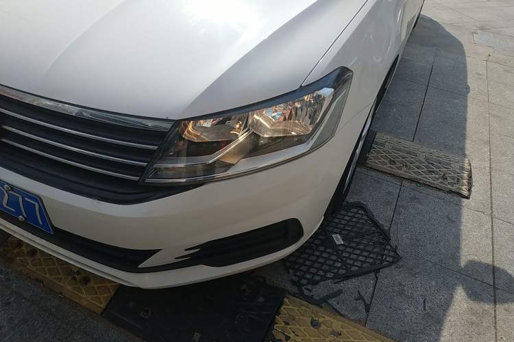 Used Volkswagen Lavida 2019 Lavida Start 1.5L Automatic Trendy Version China VI Standard Left Front Headlight