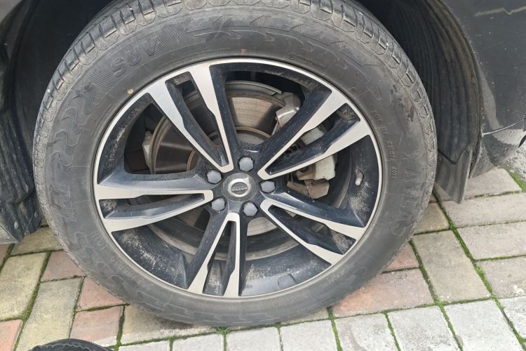 Used Volvo XC60 2019 T5 4x4 Smart Edition China V Standard
