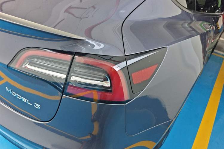 Used Tesla Model 3 2022 Rear-Wheel-Drive Version