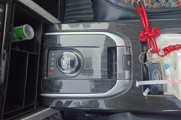 Used Land Rover Discovery Sport 2019 240 PS HSE Version China VI Standard
