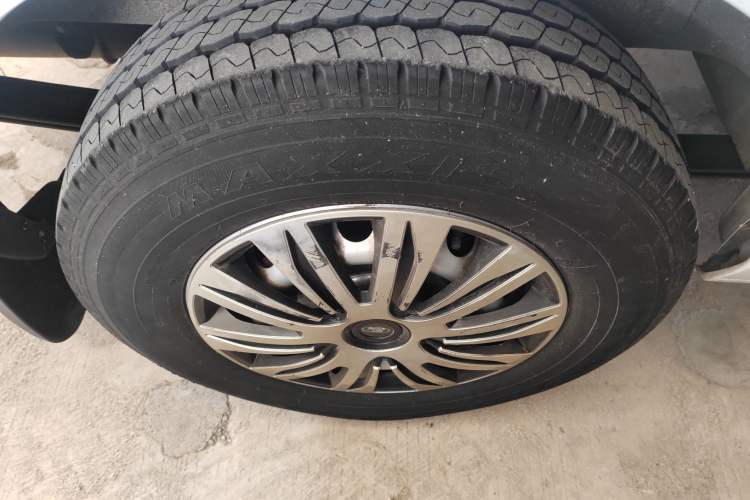 Used Ford Transit 2019 2.0T Diesel Multi-Purpose Commercial Vehicle Short Wheelbase Low Roof 6-Seater China VI Standard