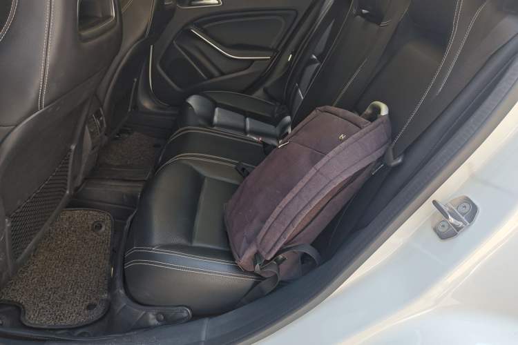 Used Mercedes-Benz GLA 2018 GLA 200 Sport Edition Left Rear Seat