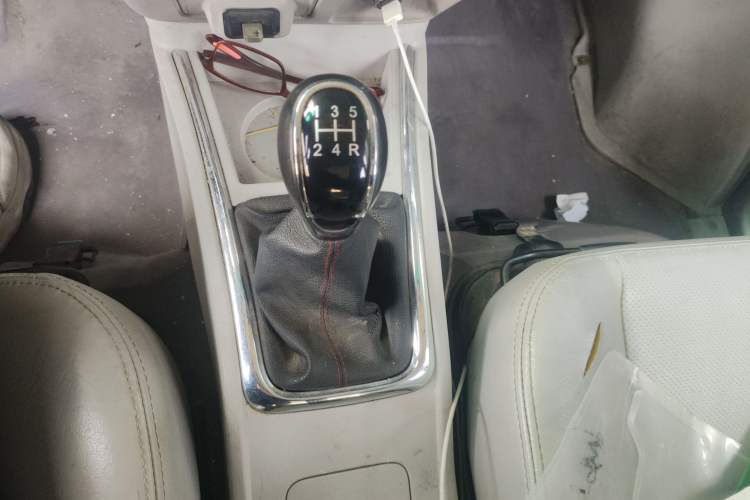 Used Jinbei New Hiace X30L 2016 1.5L Business Edition DLCG14 Gear Lever