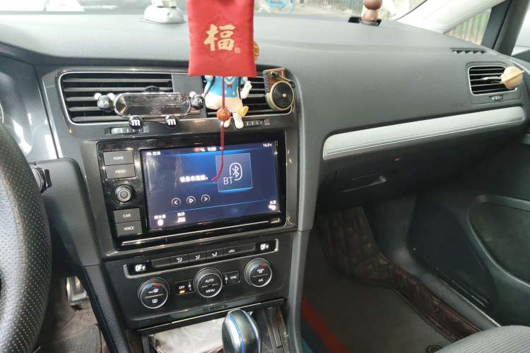 Used Volkswagen Golf Pure Electric 2020 Chari
