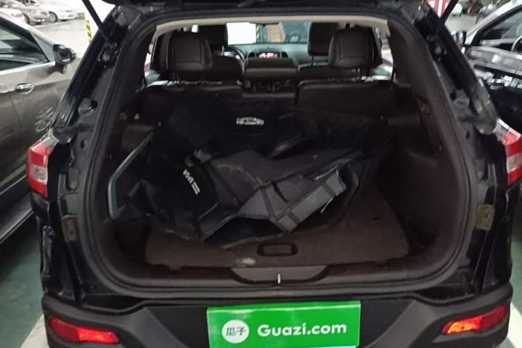 Used Jeep Cherokee 2016 2.0L Superior Edition
