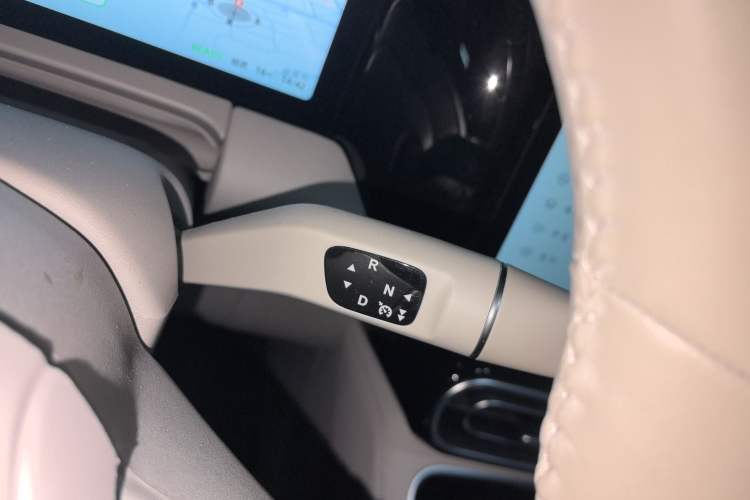 Used Leapmotor C11 2023 Pure Electric 500 Comfort Edition Gear Lever