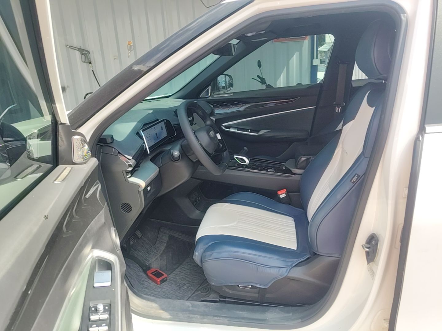 Geely Auto Emgrand X7 Sport 2024 1.5TD Smart Connect+ — снимка 17